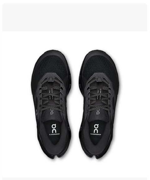 On Running Cloudrunner 3 Black | Black