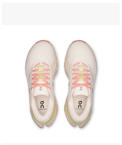 On Running Cloudrunner 3 Ivory | Dew